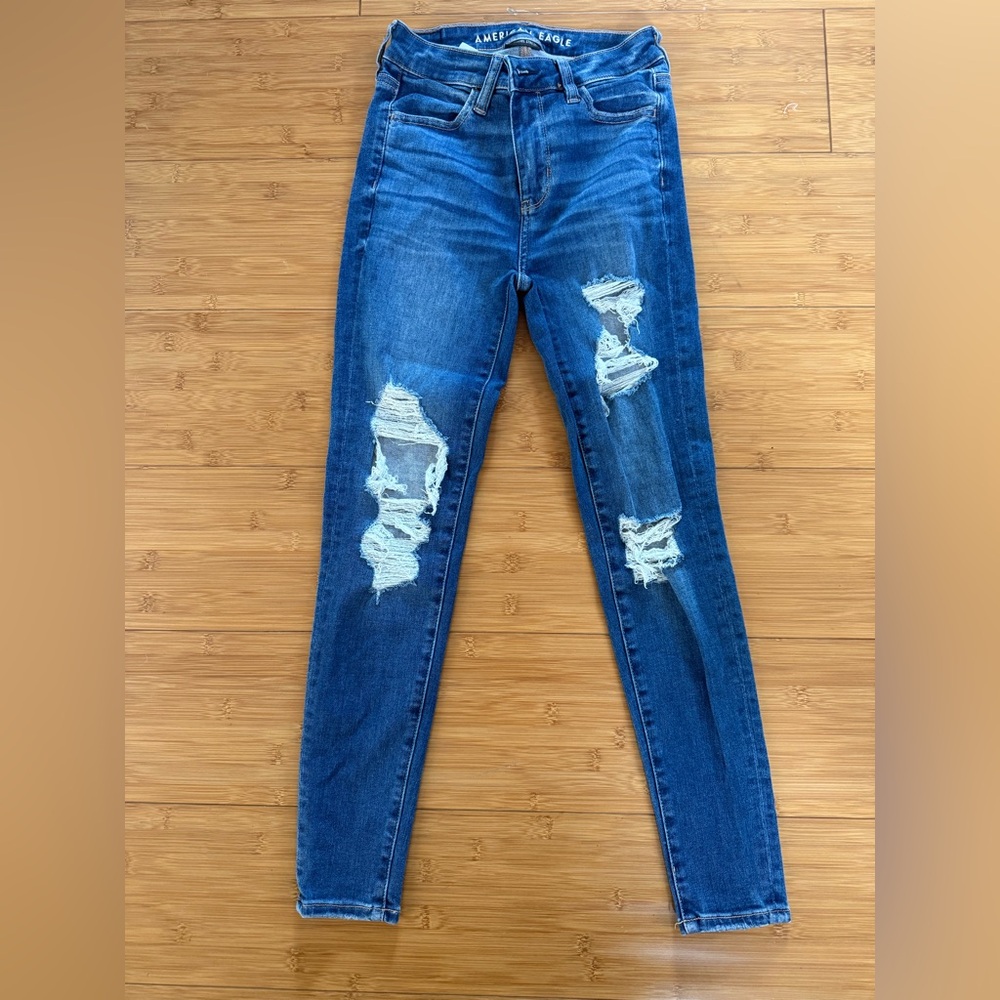 American Eagle Ripped Blue Skinny Jeans Short Leg Cut